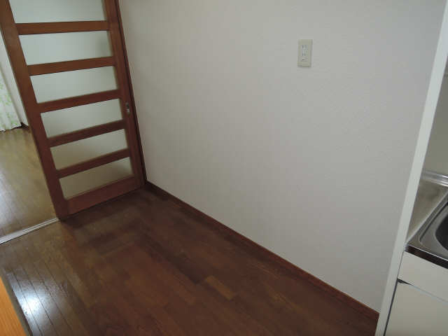 冷蔵庫置き場