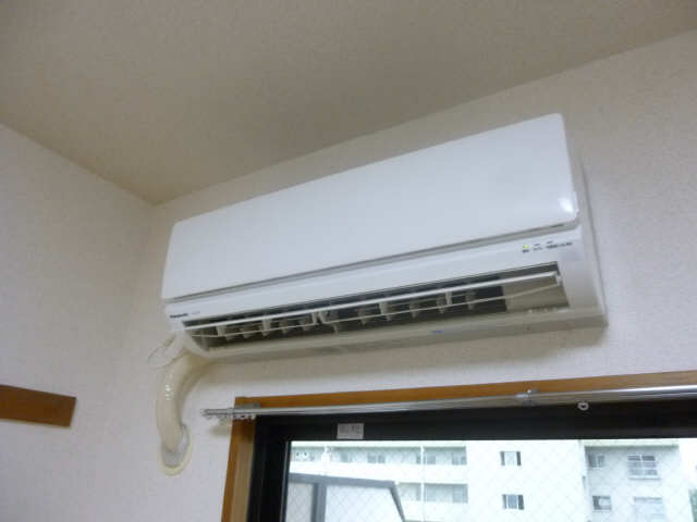 FULL HOUSE YAGOTO 4階 エアコン