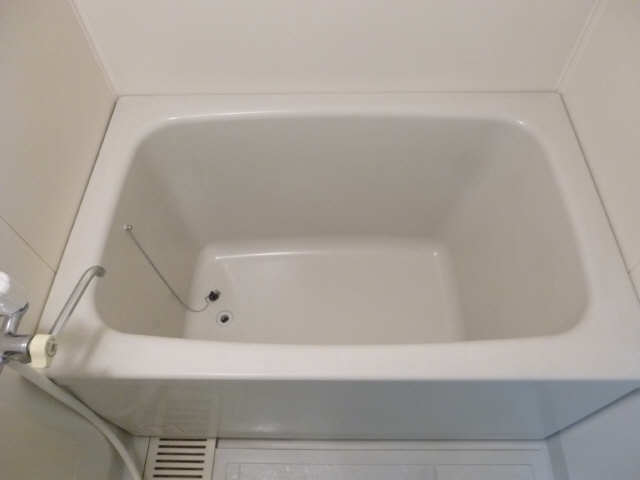 FULL HOUSE YAGOTO 4階 浴室