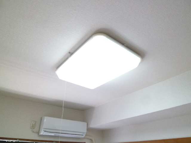 照明