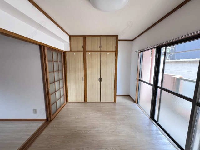 洋室