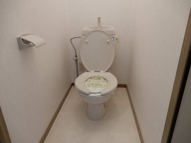 グランシャリオ 2階 WC