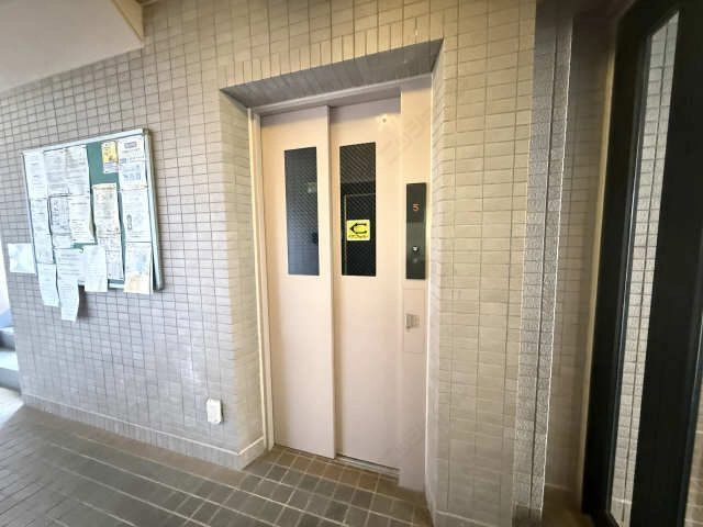 エレベーター