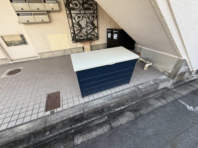 ごみ置き場