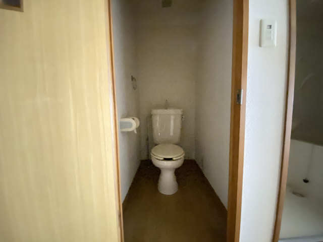 WC