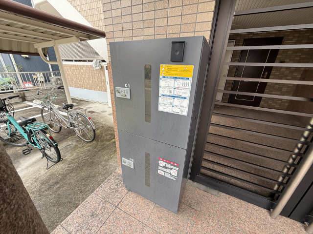 宅配ボックス