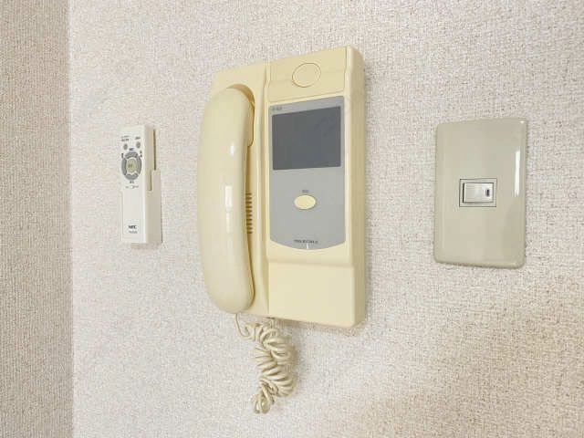 インターホン