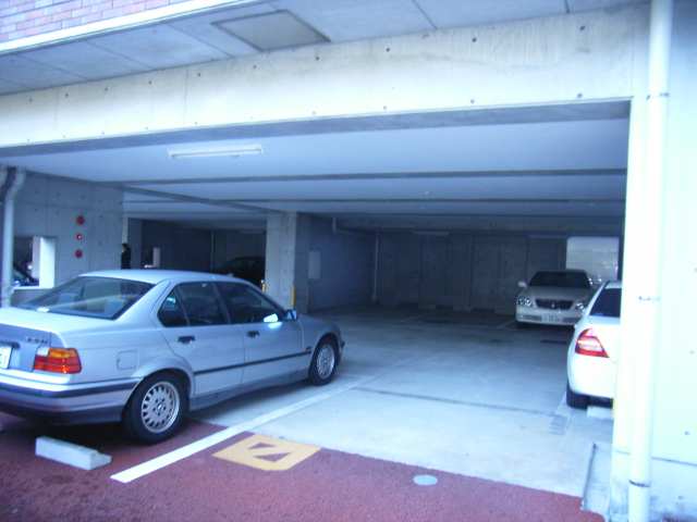 駐車場（屋内）