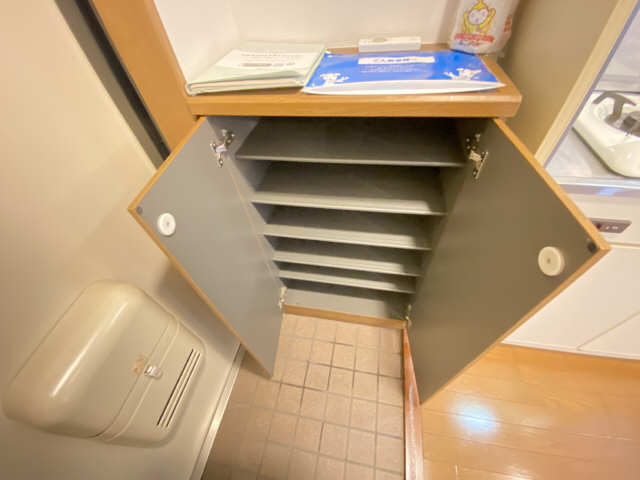 シューズBOX