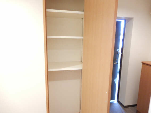 廊下収納