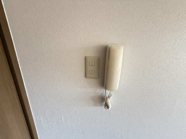 インターホン