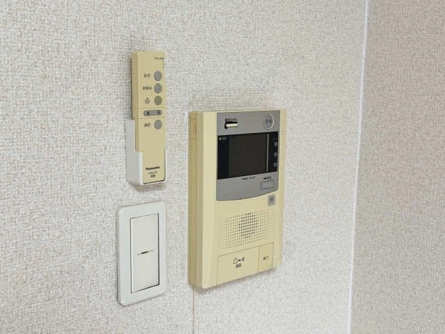 モニター付きインターホン