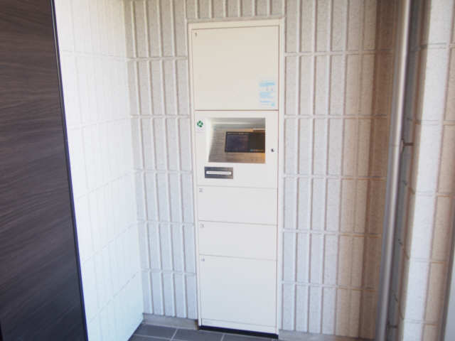 宅配ボックス