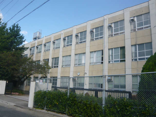 川名中学校