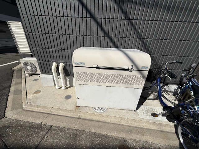 ごみボックス