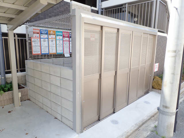 ゴミ置き場