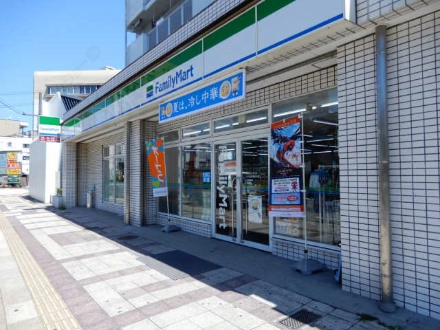 ファミリーマート