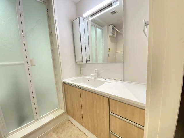 洗髪洗面化粧台