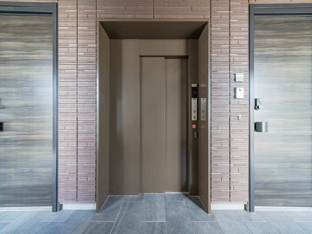エレベーター