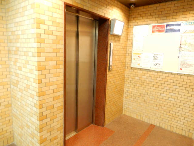 ダイアパレス八事隼人池５１０号 5階 エレベーター