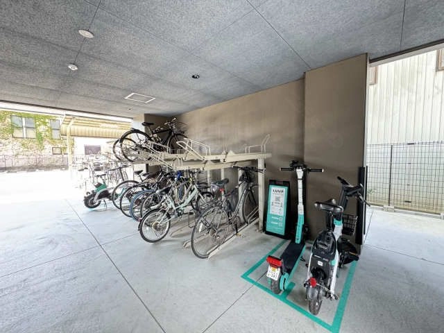 駐輪場