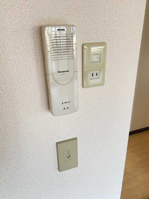 インターホン