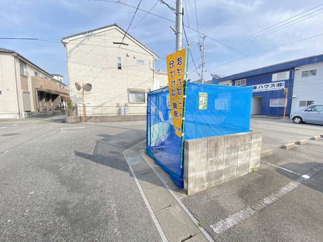 敷地内ゴミ捨て場