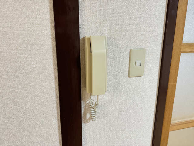 インターホン