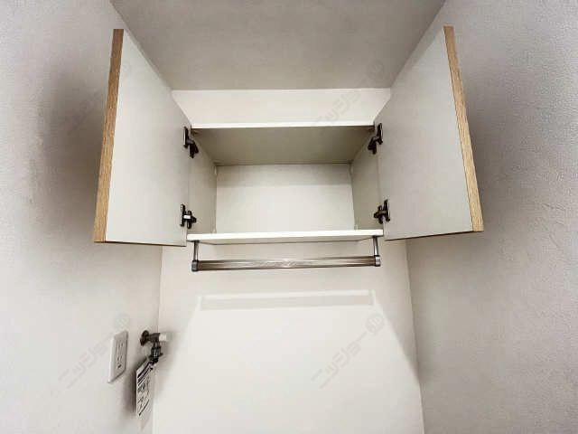 洗濯機上部収納