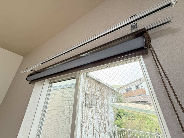 ロールスクリーン