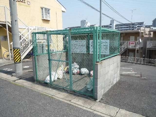 ゴミステーション