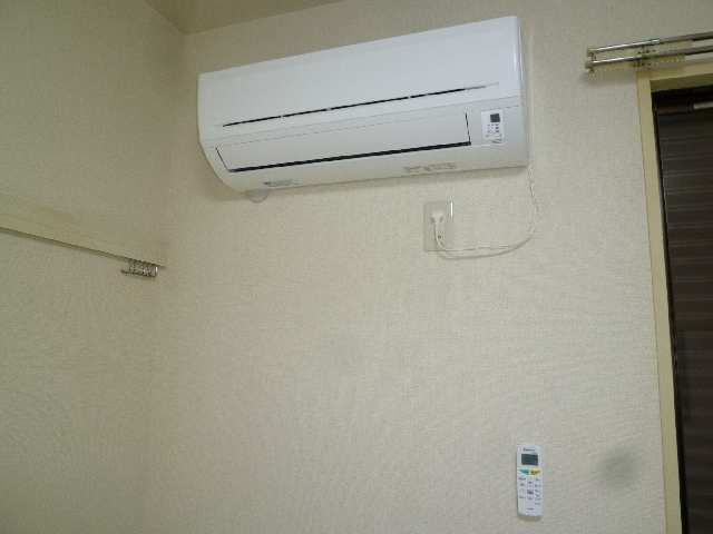 103号室エアコン1基