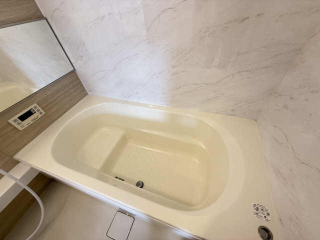 浴室プッシュ水栓