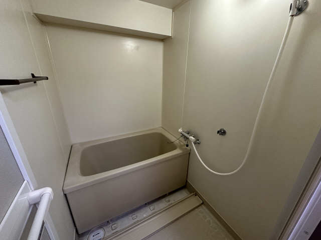 エステイタス　ＡＳ－８０ 2階 浴室