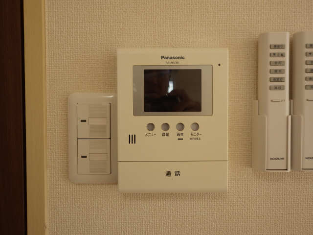 モニター付きインターホン