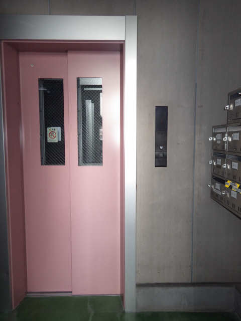 エレベーター