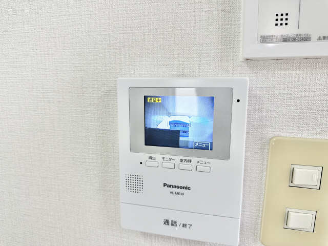 モニター付きインターホン