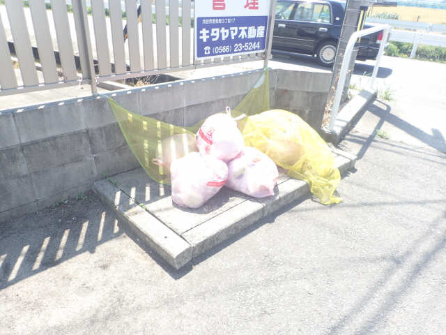 ゴミ捨て場