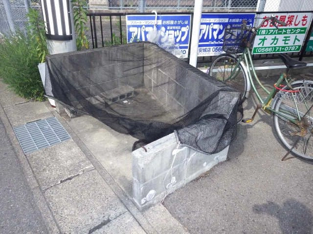 ゴミステーション