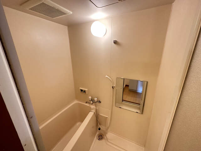 ピュアビル 4階 浴室