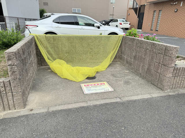 ゴミ置き場