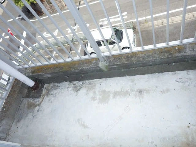 北側バルコニー