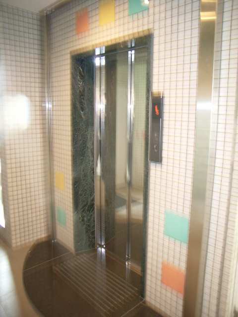 エレベーター