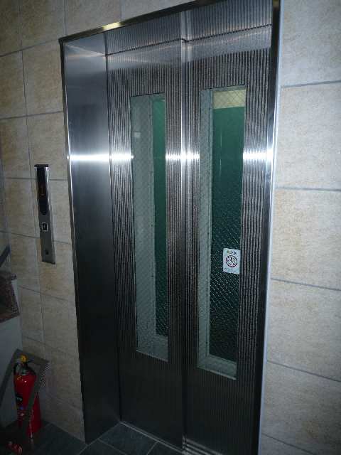 Ｌ－ＫＬＡＳＳＥ 2階 エレベーター