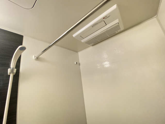 プリマグランデ安城　壱番館 2階 浴室乾燥機