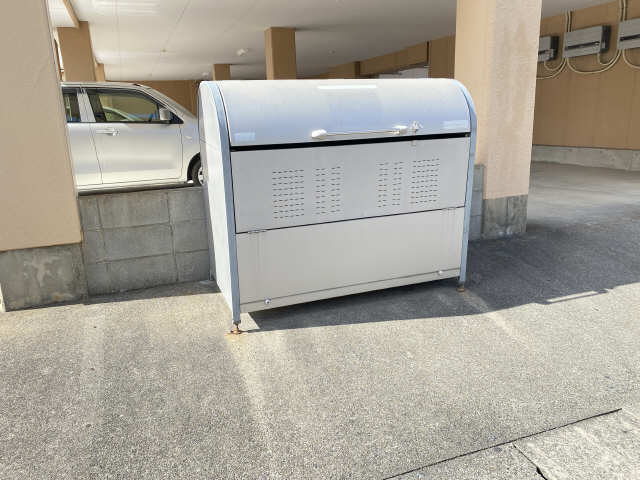ゴミ置き場