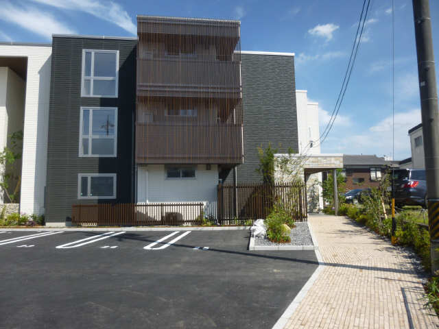 エントランスアプローチ