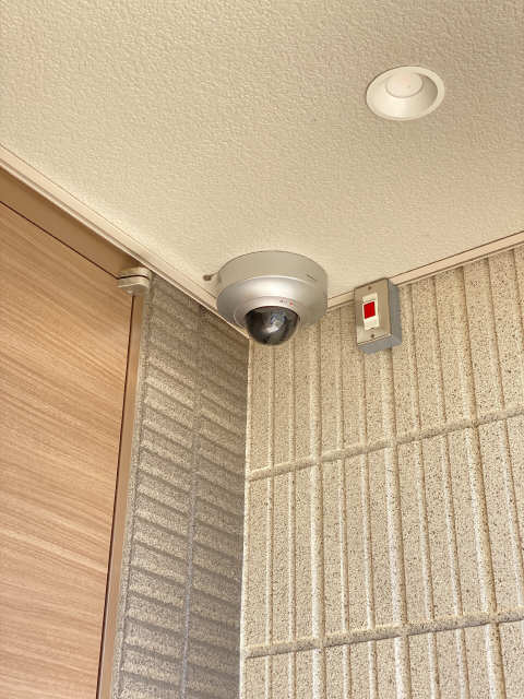 防犯カメラ