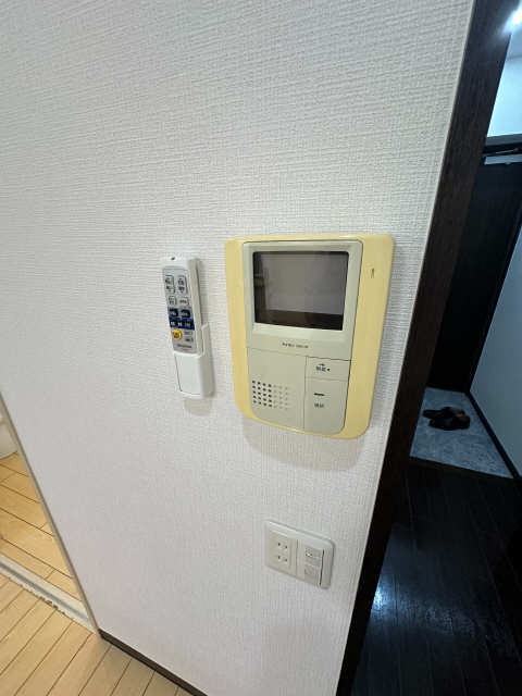 モニター付きインターホン