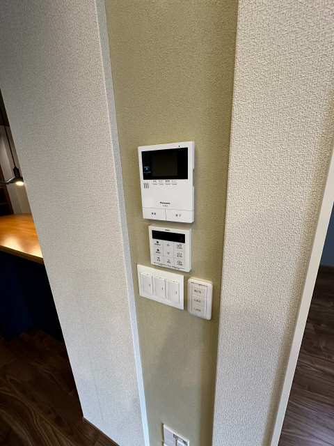 モニター付きインターホン